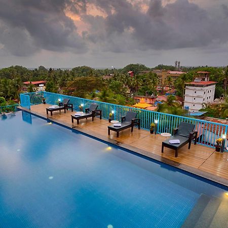 Hotel De Mandarin Candolim Exterior foto