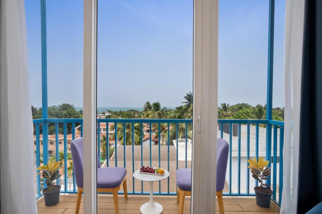 Hotel De Mandarin Candolim Exterior foto